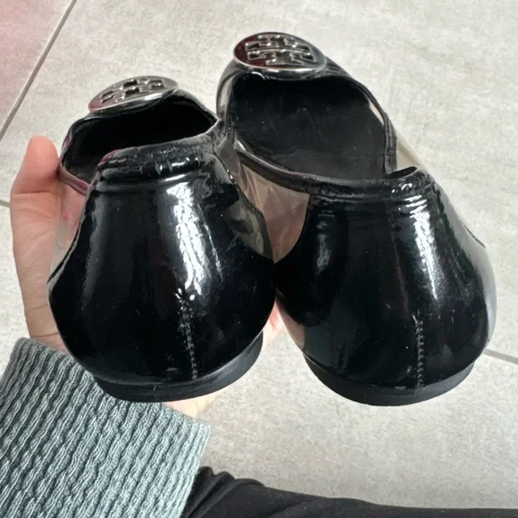 Tory Burch Black Patent Ballet Flats - Picture 7 of 12